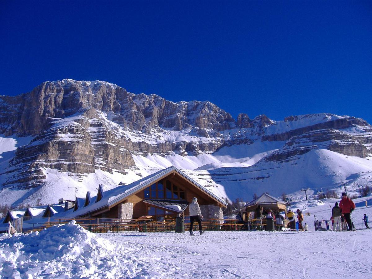 Spinale Casa In Centro, Arrivi Con Gli Sci! Sanificazione A Vapore Madonna Exteriör bild