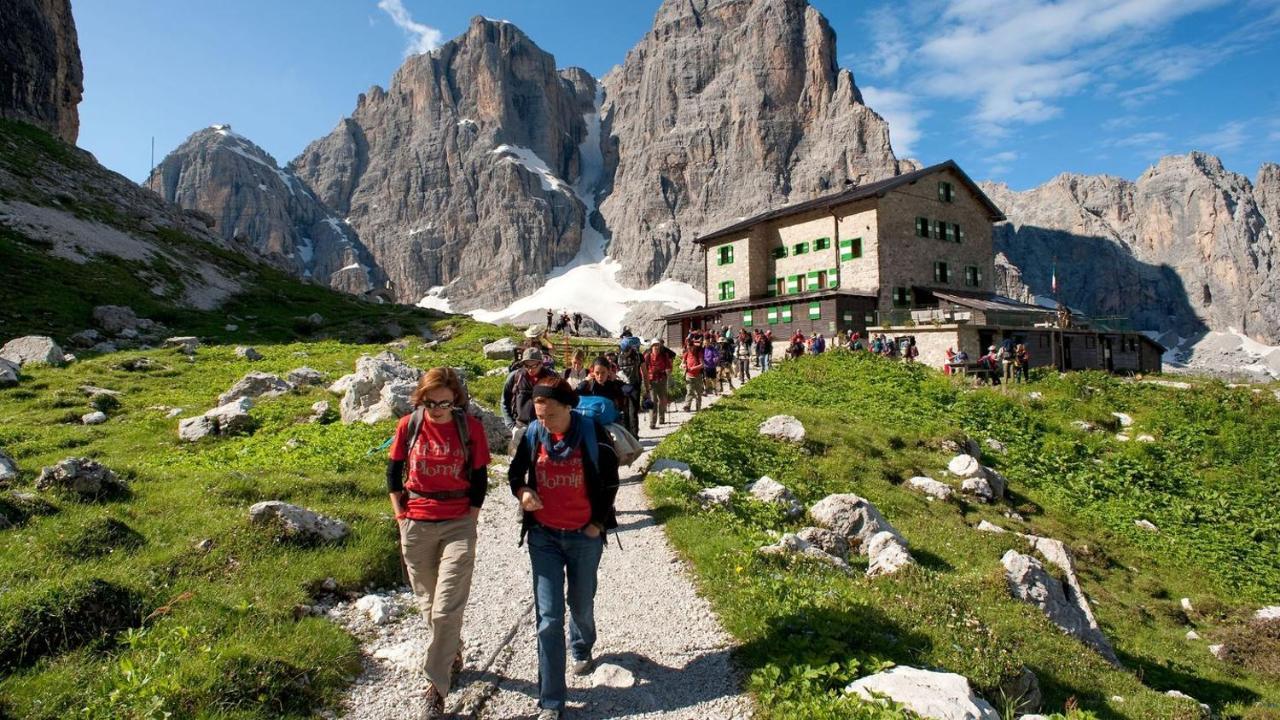 Spinale Casa In Centro, Arrivi Con Gli Sci! Sanificazione A Vapore Madonna Exteriör bild